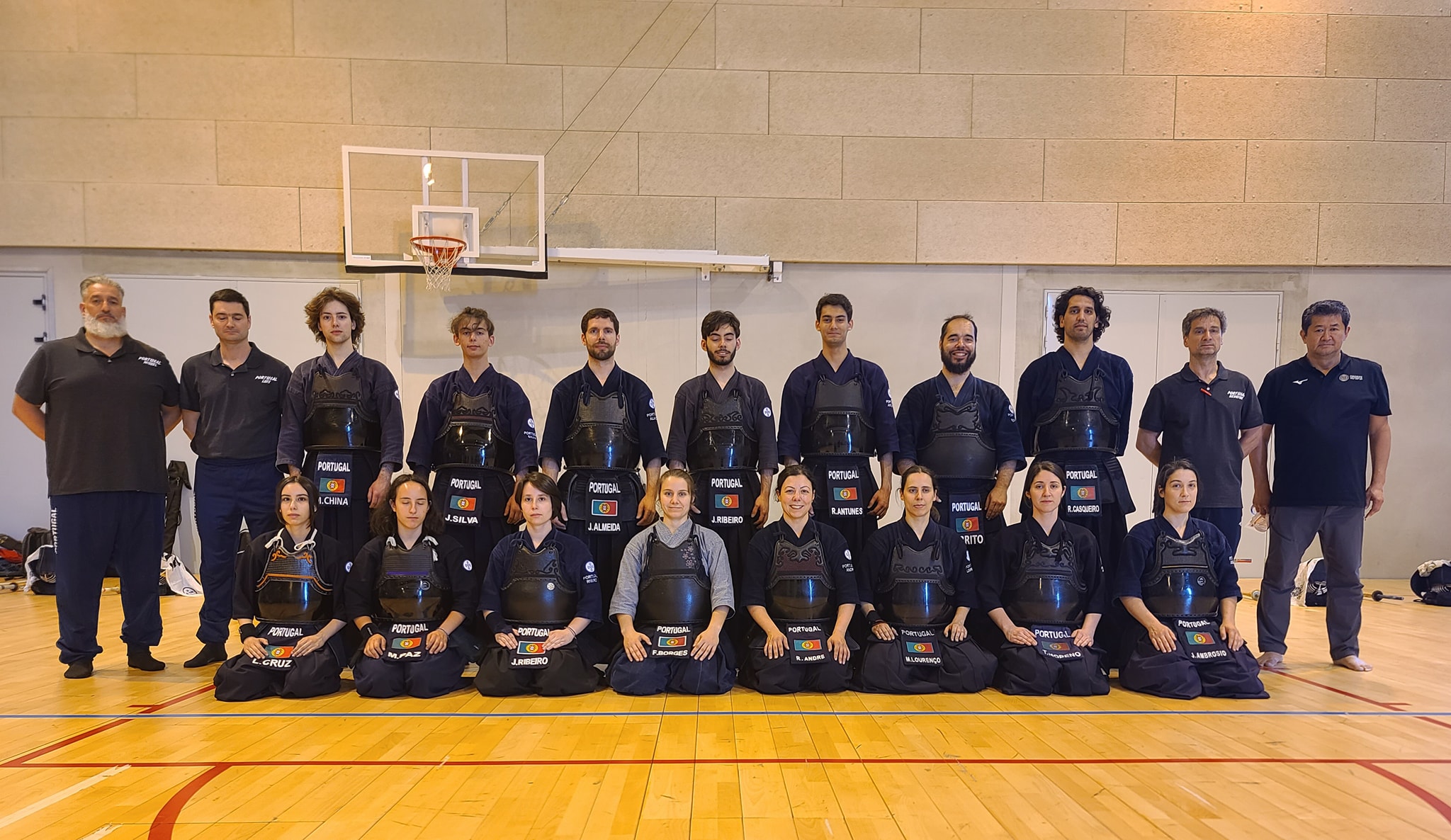 Fotografia da delegação portuguesa aos 32.º Campeonatos Europeus 