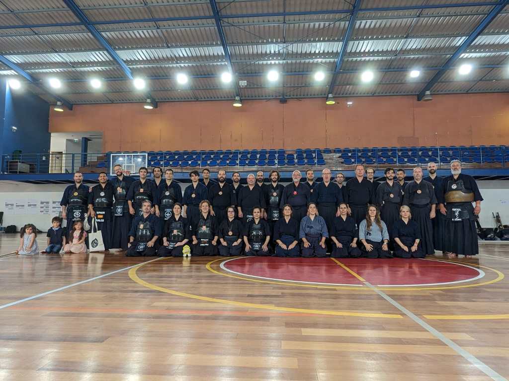 Fotografia de grupo de participantes no torneio Tamashii Cup